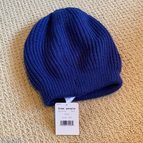 FREE PEOPLE Beanie